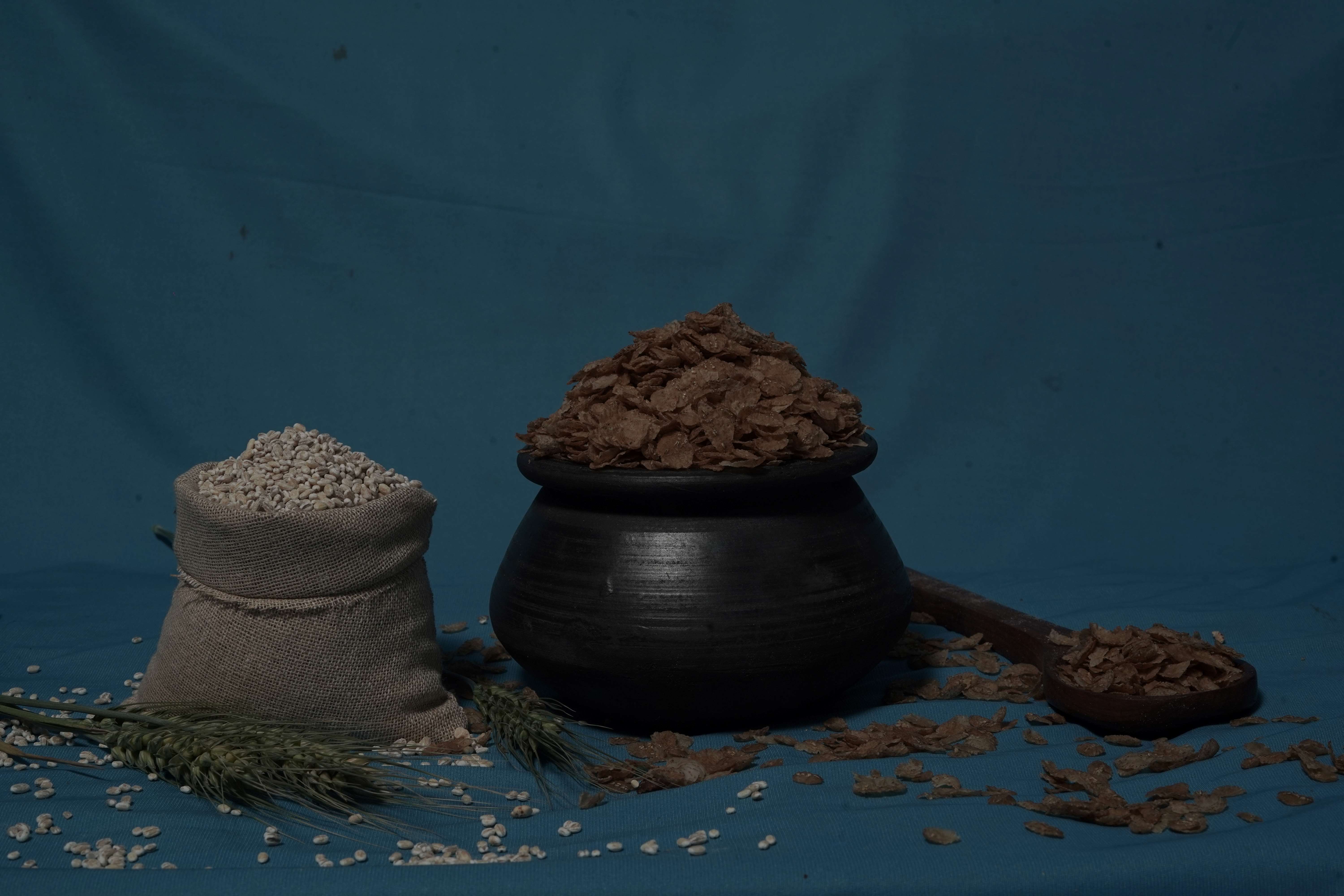 raw barley [satu]flakes