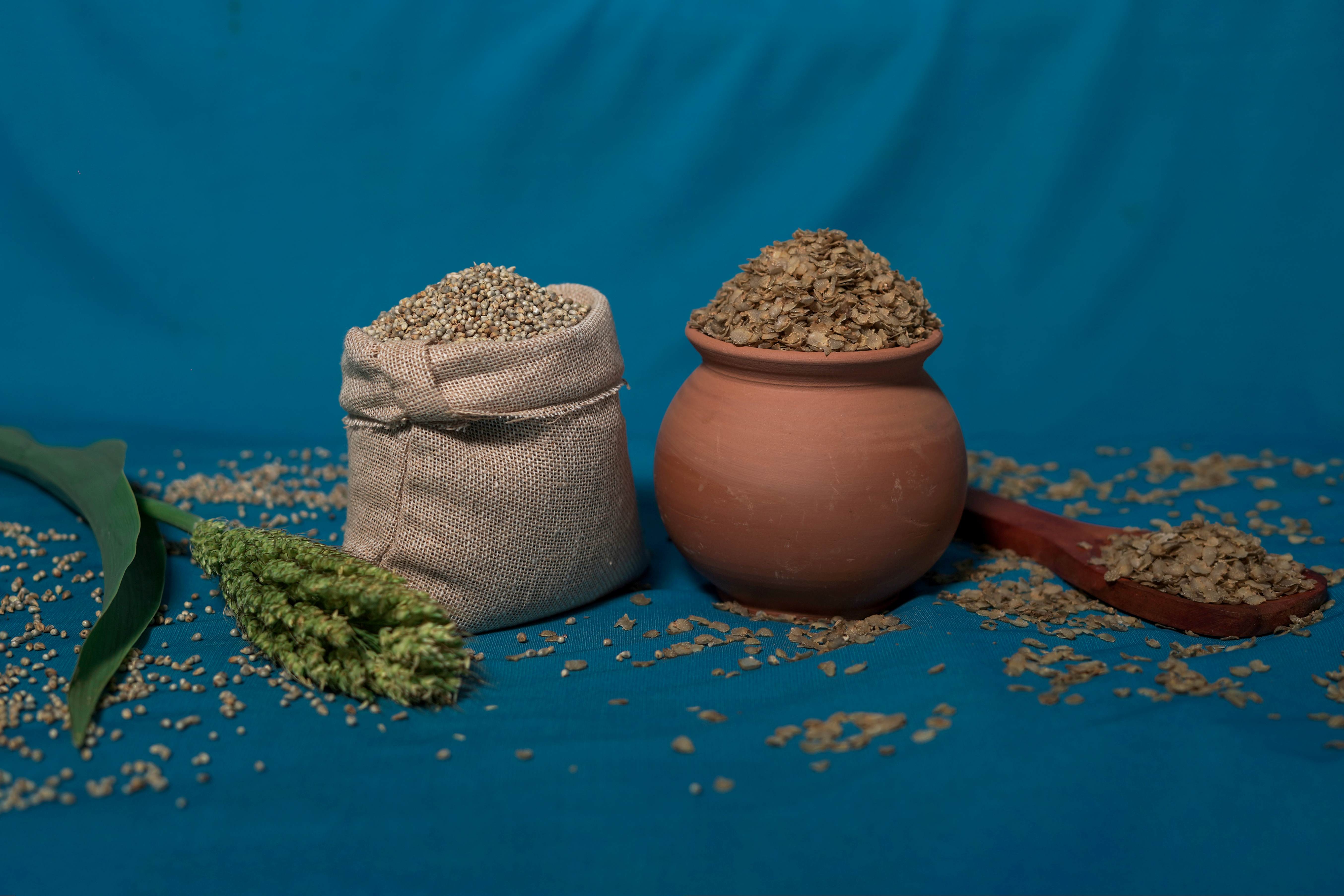 roasted bajara flakes